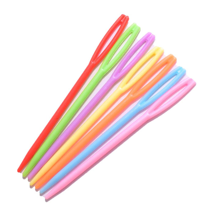 Fancy Plastic Needles 7pc